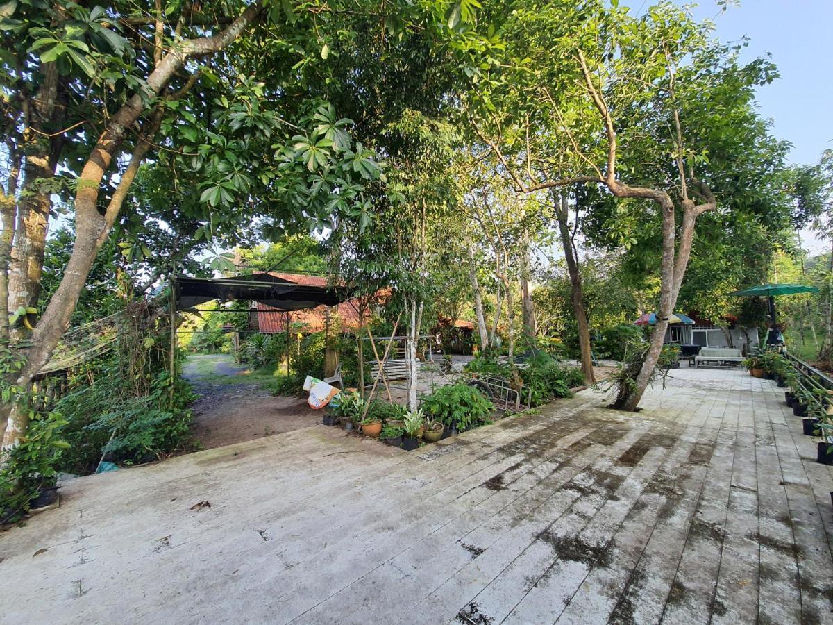 Baan Thabthong Homestay Ban Pak Nam  Eksteriør billede