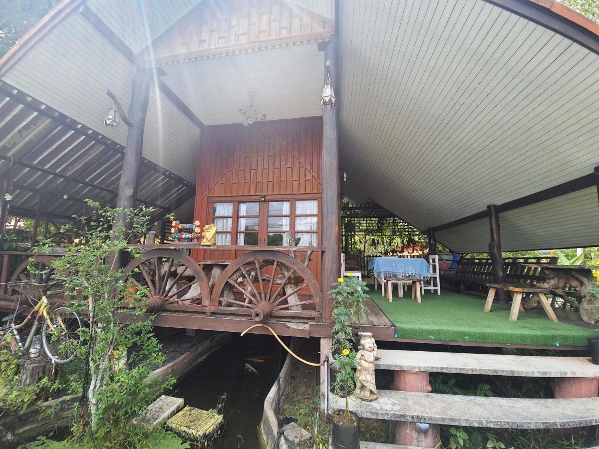 Baan Thabthong Homestay Ban Pak Nam  Eksteriør billede
