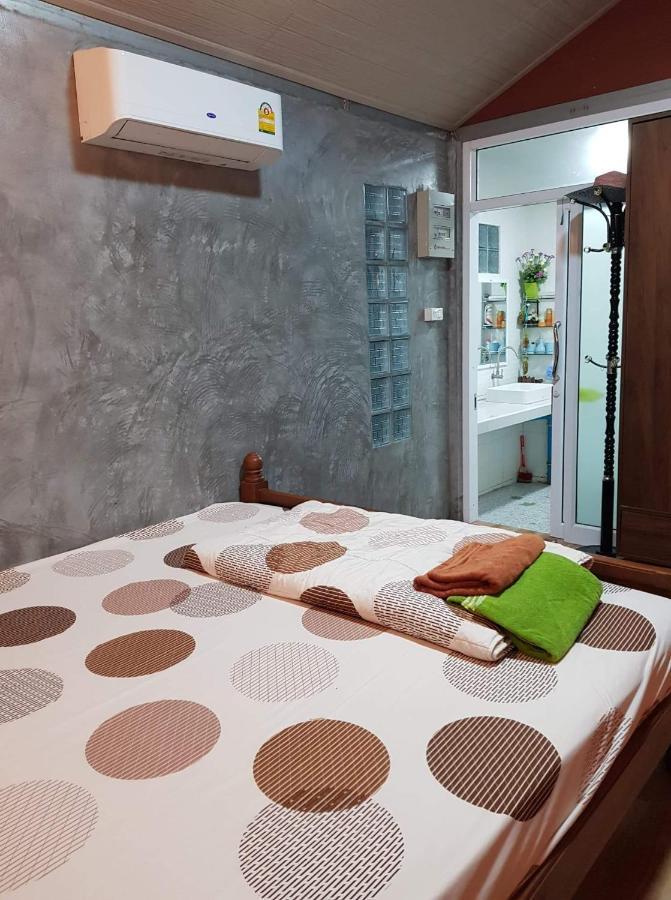 Baan Thabthong Homestay Ban Pak Nam  Eksteriør billede