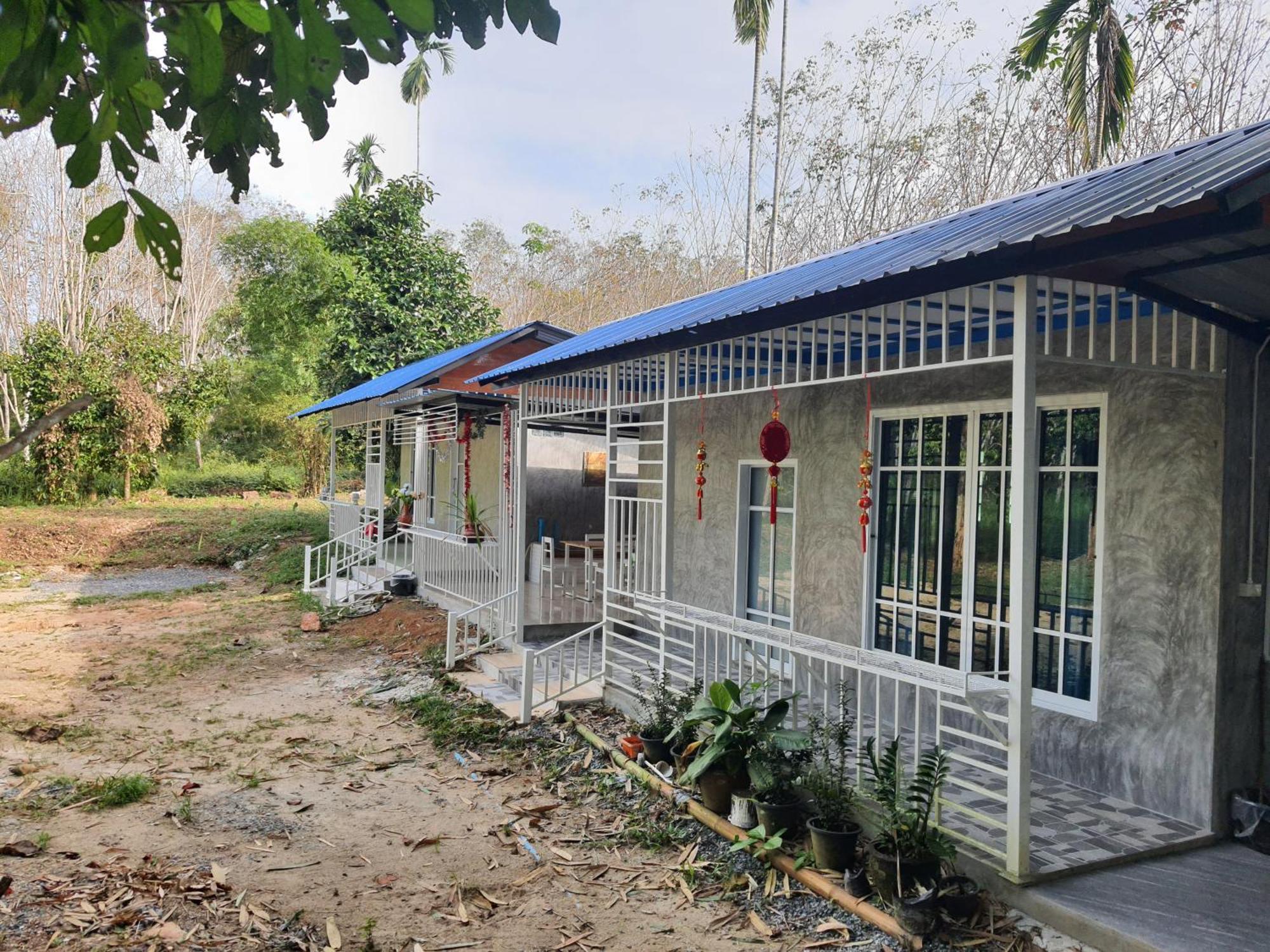 Baan Thabthong Homestay Ban Pak Nam  Eksteriør billede